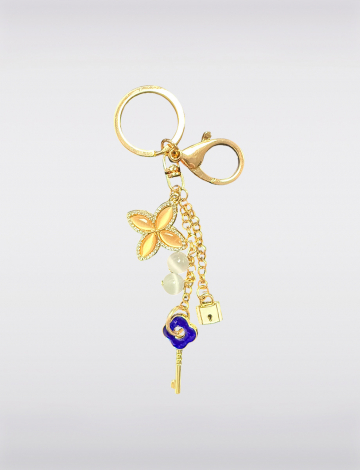 Saki Gold Multi-Charms Keychain with a unique flower charm and lobster clasp, adding elegance to your accessories - Manteaux Manteaux.