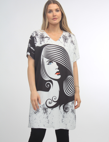 Robe T-shirt Avec Imprimé D'un Visage Et Coutures Argentées Par Froccella
